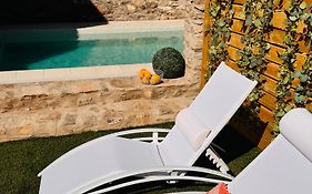 Hotel Carbonell